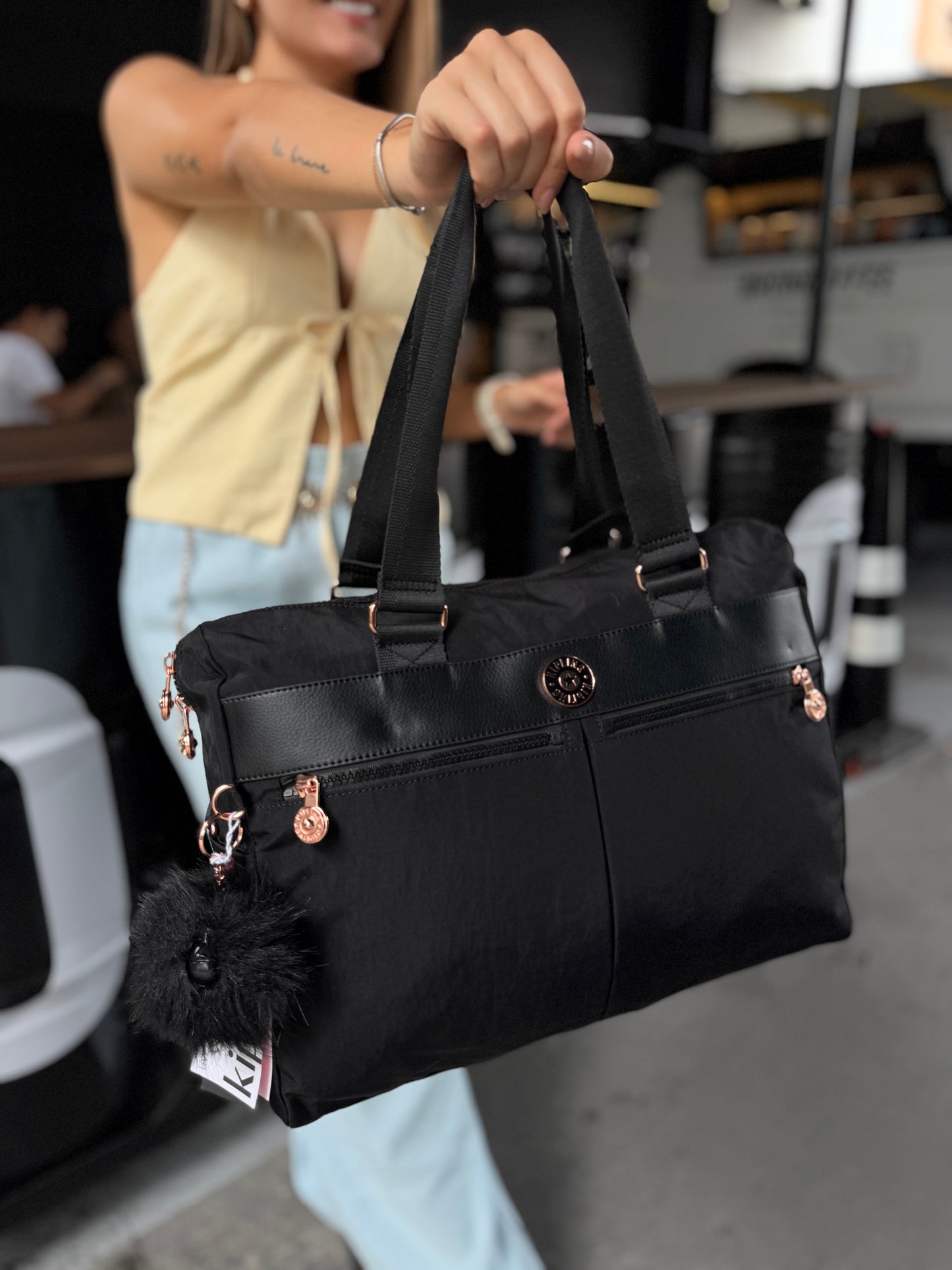 Bolso De Mano Negro