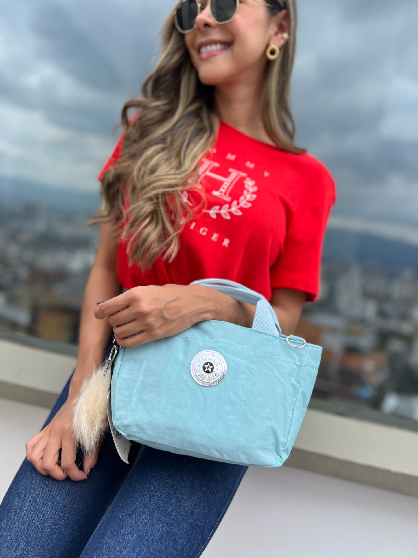 Bolso De Mano Mini Celeste Mate