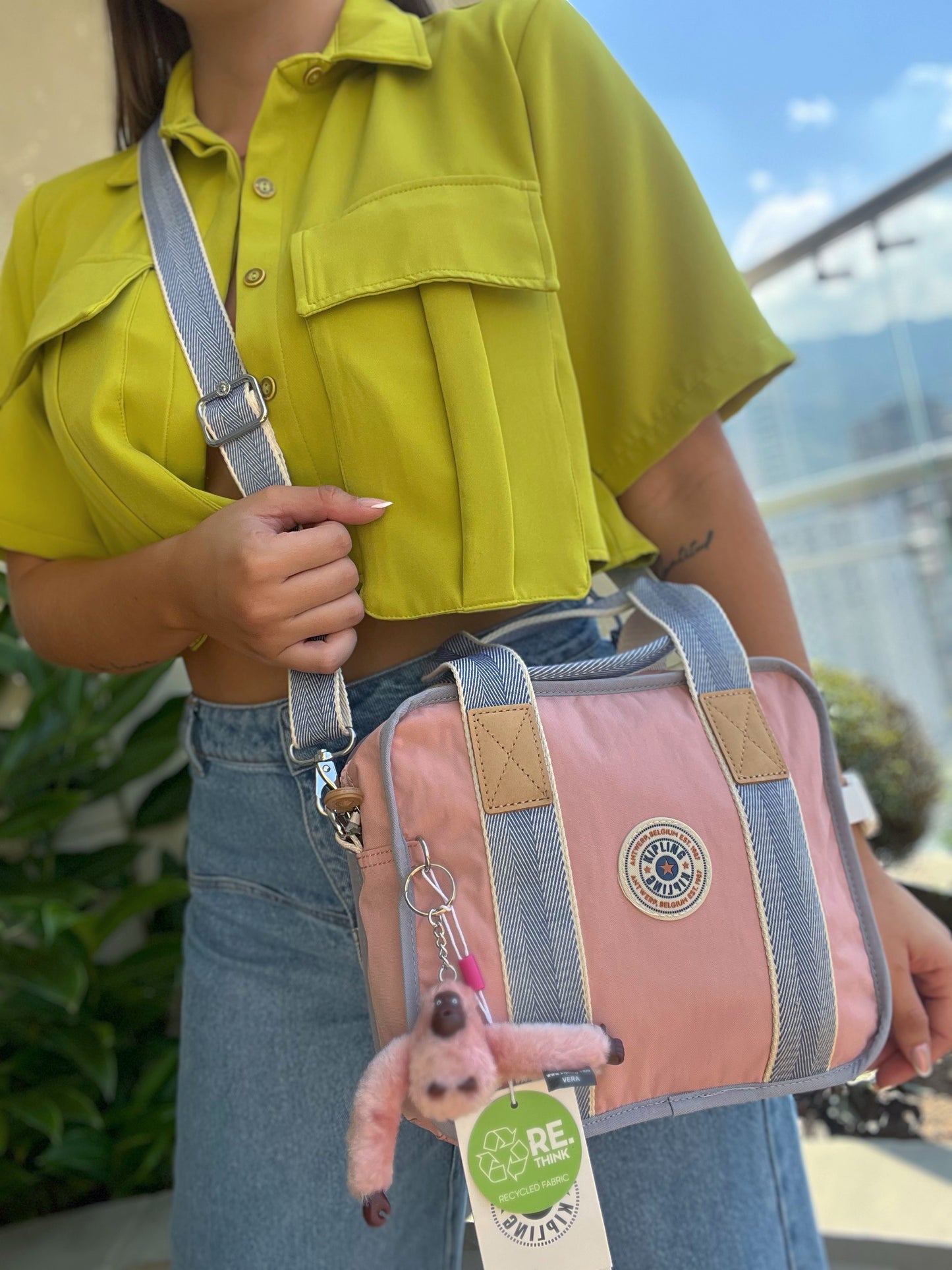 Bolso De Mano Rosado Retro