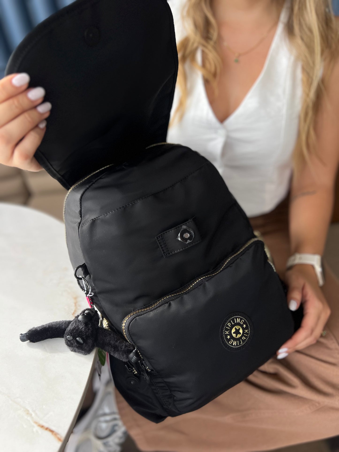Morral Talla M Negro-Dorado