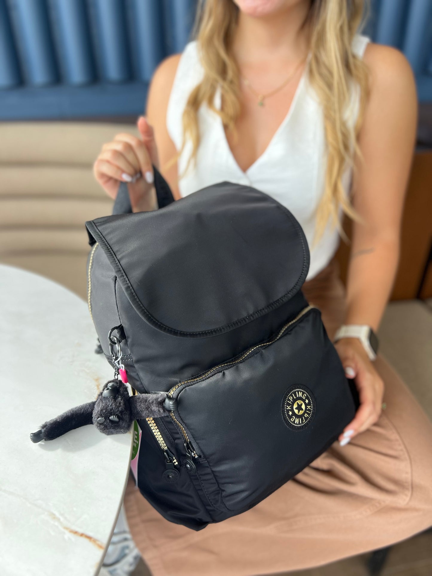 Morral Talla M Negro-Dorado